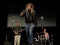 David Chalmers Sings