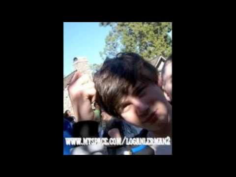 Logan Lerman Hot Mess DatChick401 20431 views 2 years ago Another slide