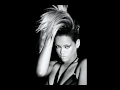 Rihanna - Russian Roulette [official song 2009 w. LYRICS] HQ