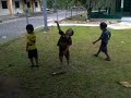 Raihan main bola