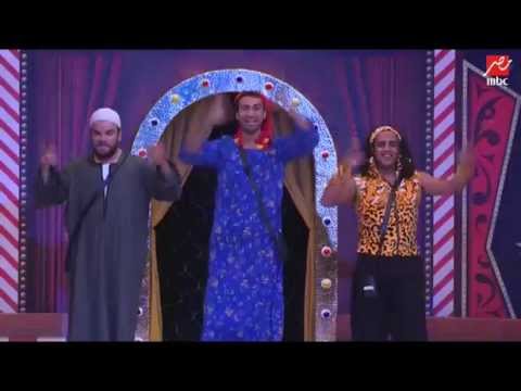 رقصة مجنونة من الثلاثي الكوميدي على مسرح مصر - عرب توداي