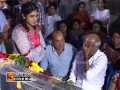 Rajinikanth Paying Homage To Manjula Vijayakumar