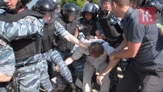 Украина: Знесення наметового містечка Спільної Справи беркутівцями