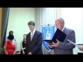 Il presidente Bamir Topi premia Aksinja Gioia Xhoja , la pianista dei record