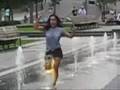 Montreal &#39;08- Running through the fountains