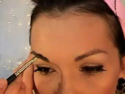 50s pin up makeup. How To Do Pin-Up Girl Make-Up