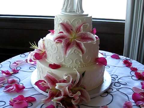 Ever After Wedding Flowers Centerpieces Liliesavi EverAfterFlowers 6831 