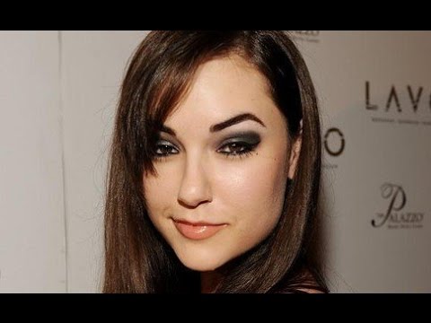 Куча мужиков кончают она глотает #13