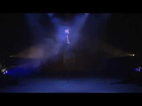 Rope
Heidi Hickling-Moore - ‘Are you nervous?’
Performed as part of the Circus Space BA Hons Degree 3rd