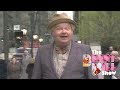 Benny Hill in New York Special How to Meet Beautiful Women