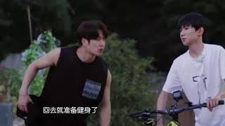 Jackson (GOT7) PLAY  with Wang Yuan(Roy Wang-TFBOY) --YHA cut