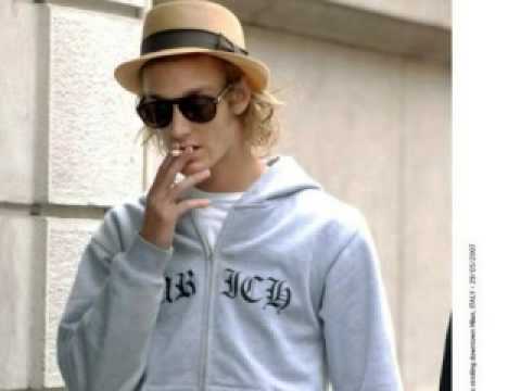 The real Pierre Casiraghi 12 27 07 Video responses