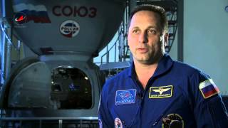 Поздравление летчика-космонавта Антона Шкаплерова с 230-летием Севастополя
