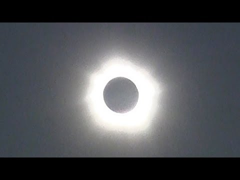 Total Solar Eclipse in Australia 2012 Nov 14