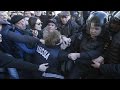 Thousands march in anti-corruption protests across Russia - 2017
