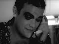 Robbie Williams - Let Me Entertain You
