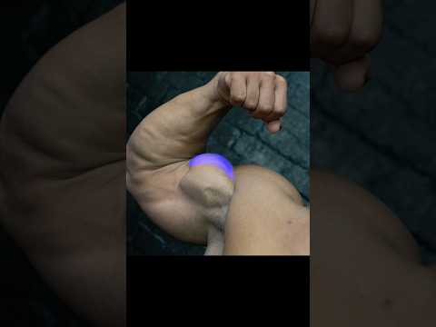 How to train for a perfect Bicep Peak.