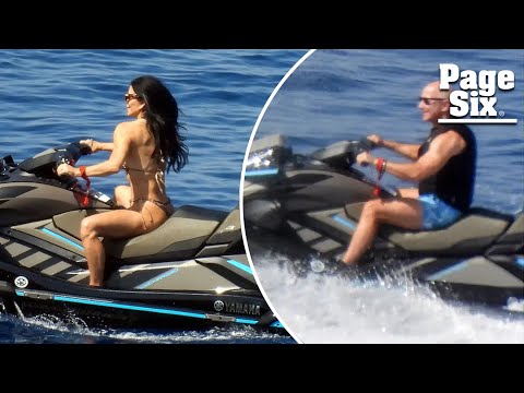 Lauren Sanchez stuns in gold bikini while on vacation with Jeff Bezos, Kim Kardashian