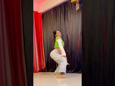 Jahiya jataa mai 😍🤗… #bhojpuri #dance #foryou #viralvideo #youtubeshorts #ytshorts ✅