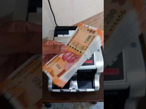 Counting 30000 Rs (Mix of 200 and 100 Rs Notes) Using Automatic Currency Counting Machine At Home 💸🏦