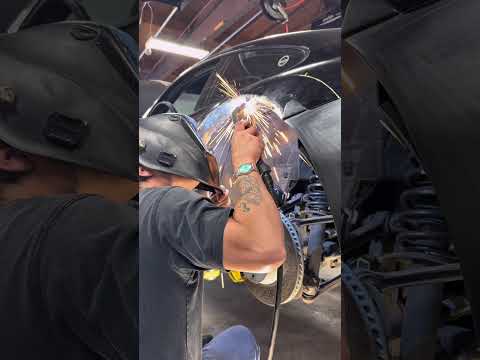 Cutting up the Porsche 911 for the new Rocket Bunny widebody kit!