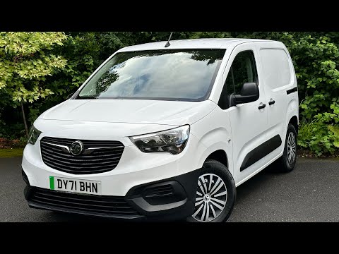Vauxhall e-Combo 50kw, 3000 miles, just serviced.