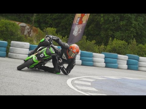 ELBOW DRAG on a Kawi Z125...