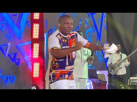 Wow😮 Francis Amo Leads Deep Ghanaian Praises 🔥😄