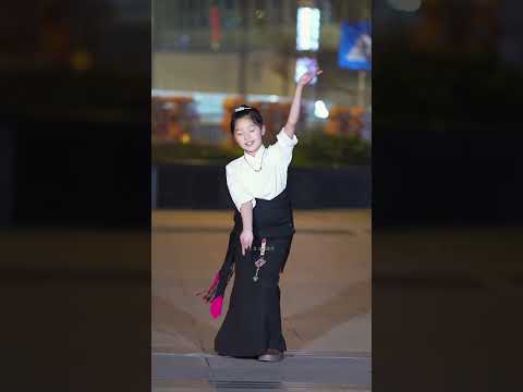 Weidangcuo,beautiful Tibetan dance "The Girl Dolma"🌹