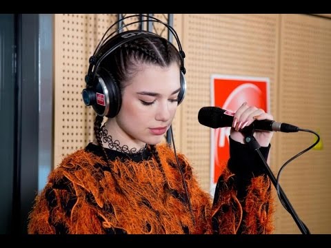 Dua Lipa - "Be the One" en Session Très Très Privée