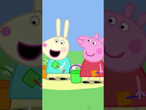Molly Mole Loves Digging 🐹⛏️ #shorts #peppapig