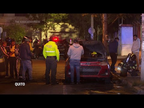 Dos ataques con coches bomba causan alarma en la capital de Ecuador