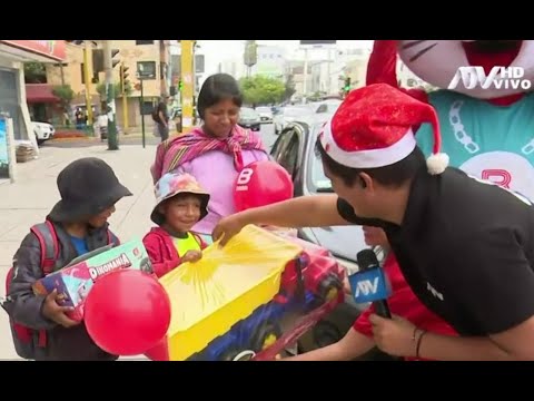 ATV y Basa recorren las calles de Lima alegrando la Navidad a los más necesitados