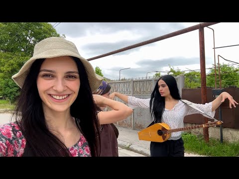 Trio Mandili - Divli Dalaleo