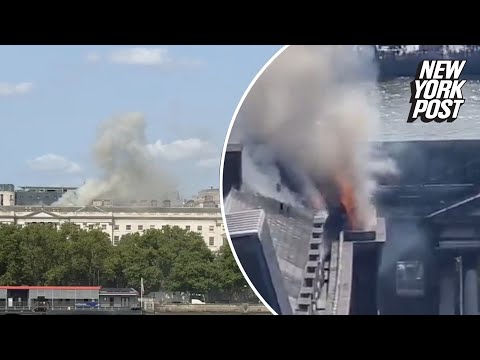 Firefighters tackle massive blaze at London’s Somerset House