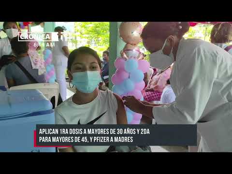 Continúan intensas jornada de vacunación anti COVID-19 en Bilwi - Nicaragua