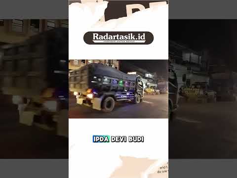 Motor Versus Motor Lalu Terlindas Bus di Jalan Moch Hatta Kota Tasikmalaya