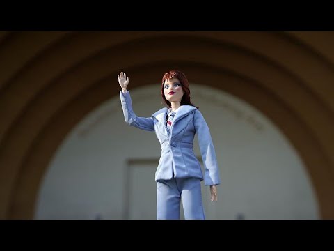 Barbie makers release David Bowie doll to celebrate 50th anniversary of Hunky Dory