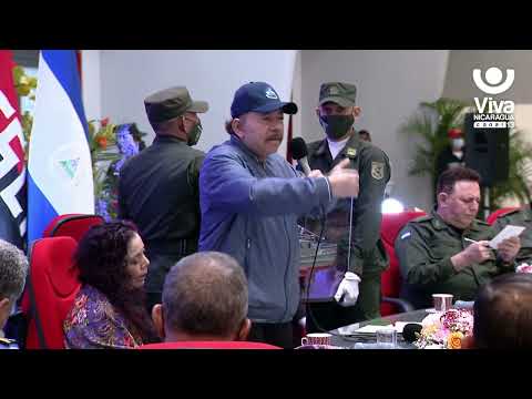 Daniel Ortega en acto del  42 aniversario de la Fuerza Naval del Ejército
