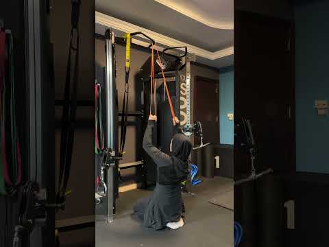 Banded kneeling pull down