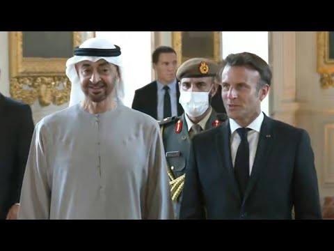 Emmanuel Macron reçoit MBZ, le président des Emirats, à Versailles | AFP Images