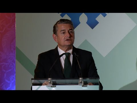 Sanz reconoce a los ganadores de los XV Premios Andaluces del Futuro