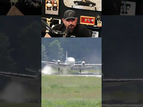 Instructor jumps out mid-flight 😳 #aviation #shorts #pilot
