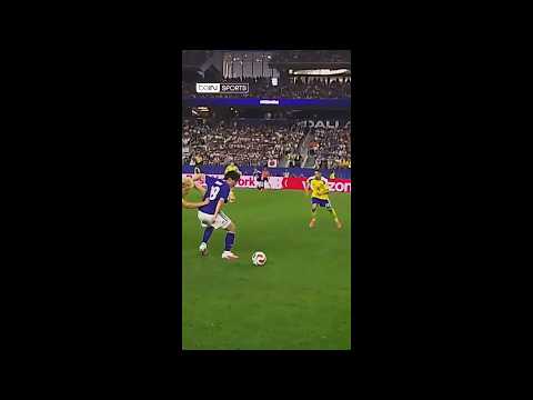 🎥👀 من قلب الحدث… أهداف اليابان والسويد بكاميرا الحكم