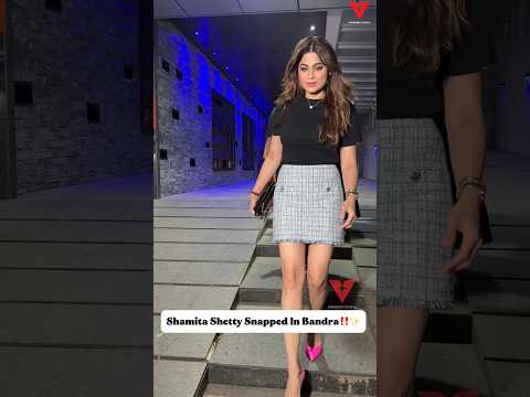 Shamita Shetty Snapped In Bandra‼️✨ #bollywood #celebrity #shamitashetty