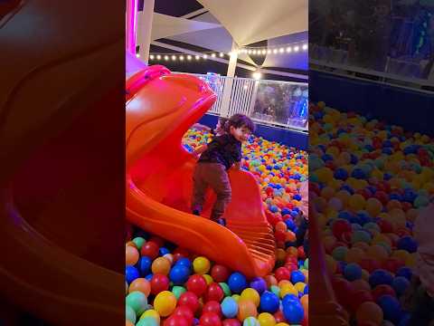 جاد في الالعاب /@Kidskoki #العاب_اطفال #كيدز #شفا #خلودة #funny #طفل_يأكل #ملاهى #زحليطة