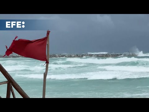 Beryl se fortalecerá antes de impactar nordeste do México e costa do Texas