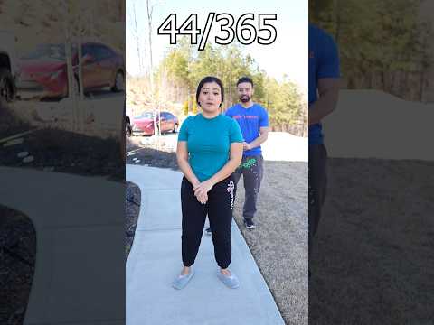 43/365 Reto de Sentadillas con Yeni 🏋‍♂️ #shorts