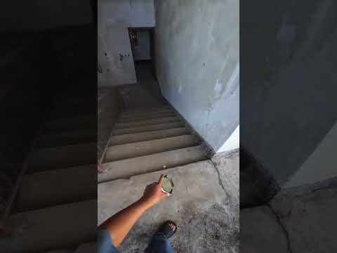 Slingshot hits five water bottles in succession#shorts #foryou #slingshot #hunting #outdoors