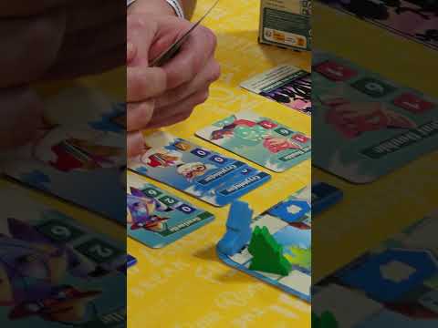 Cannes 2025 - Agent avenue @IelloFrance #j2s #spy #takeitorleaveit